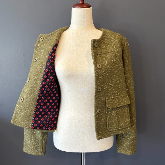 Green and Gold Metallic Cropped Jacket - Picture 4 of 9